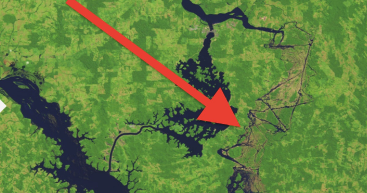 NASA images reveal a man-made scar in the Amazon so big you can see it from space
