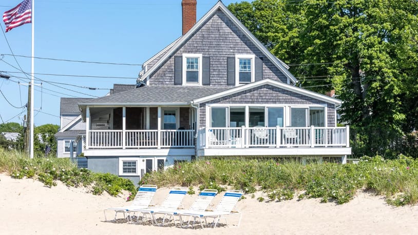 6 blissful homes at the beach