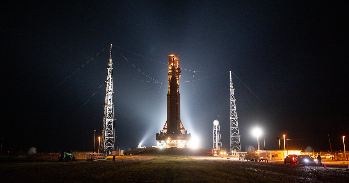 Artemis SLS on the launchpad and more: Understand the world through 7 images