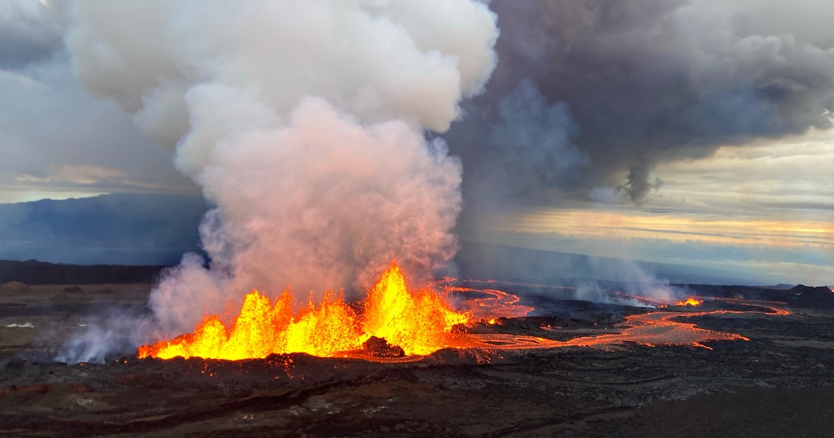 Mauna Loa eruption and more: Understand the world through 7 images