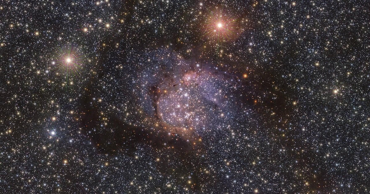 Dazzling! New image unmasks a nebula to reveal hidden stars
