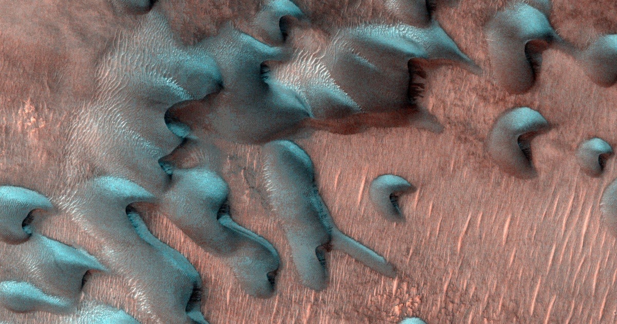 Incredible images reveal winter on Mars as seen from space