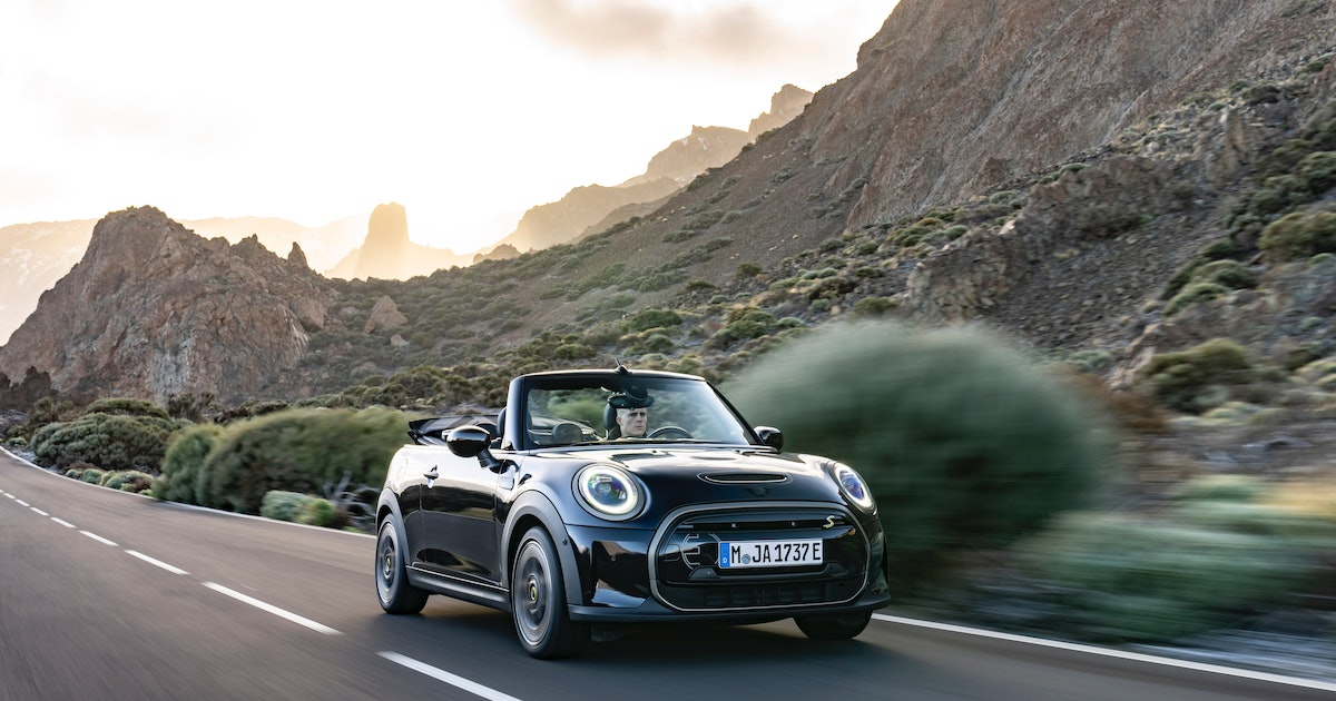 Mini’s Convertible EV Makes Your Joyrides More Sustainable