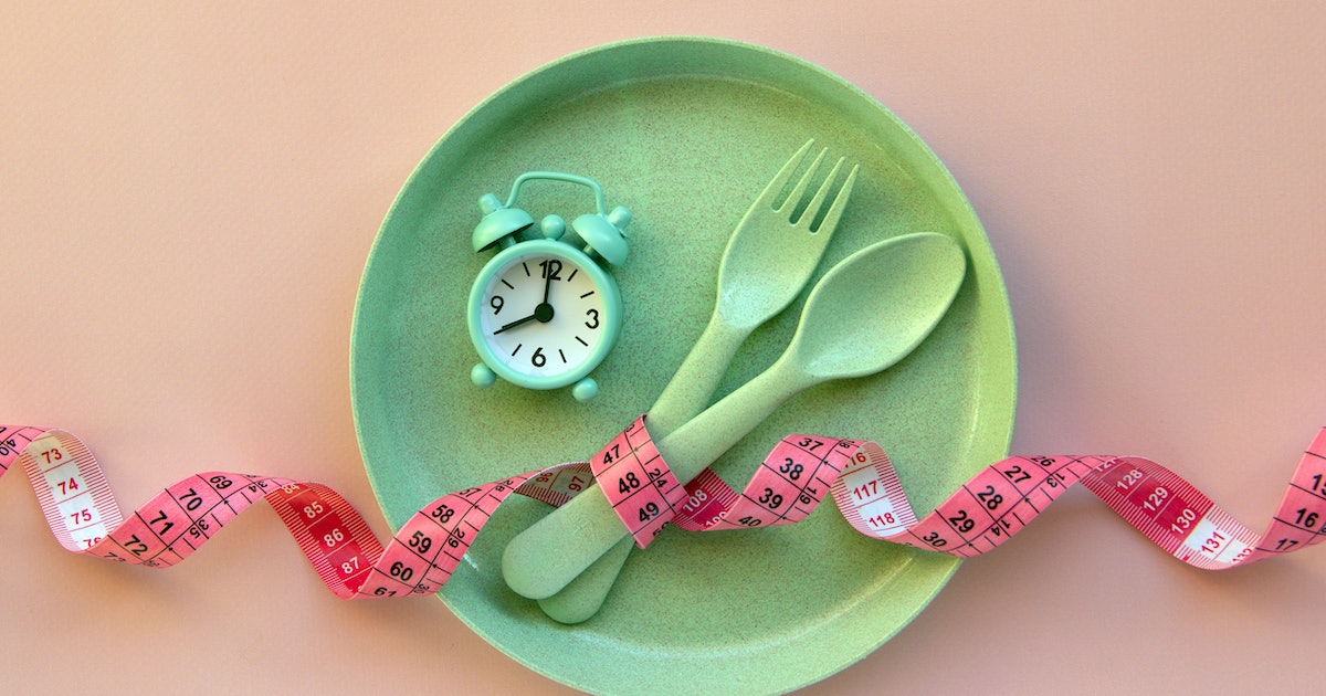 This Type of Intermittent Fasting May Protect Your Heart Against Covid-19