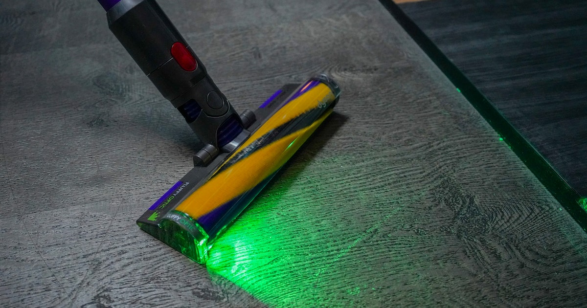 Dyson’s Gen 5 Detect Cordless Vacuum Has an Even More Satisfying Dust-Revealing Laser