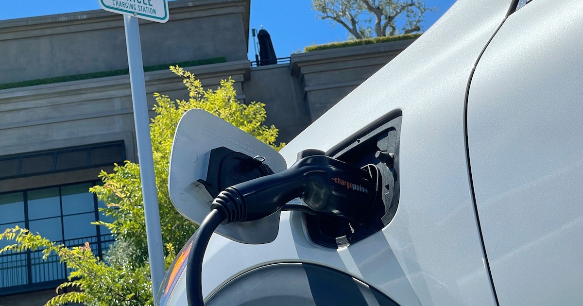 How GM and BMW Could Dethrone Tesla’s EV Charging Network