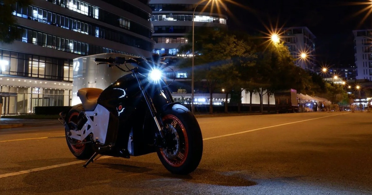 This Electric Motorcycle With a Massive Battery Has an Eye-Popping 410-Mile Range