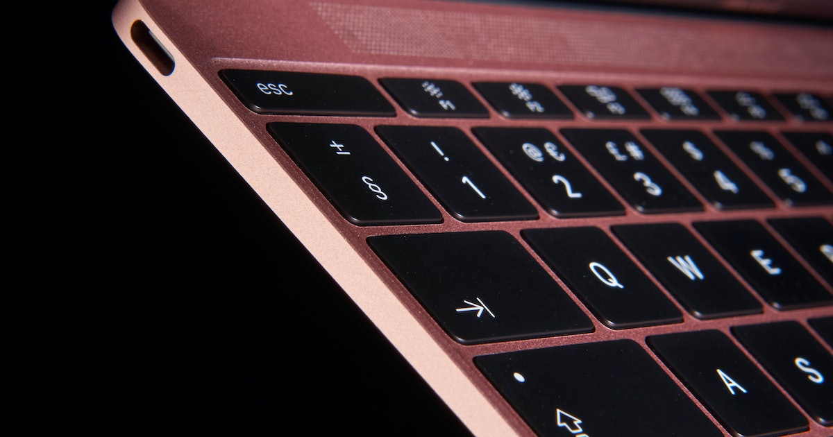 7 Features We Want To See in a Redesigned 12-Inch MacBook