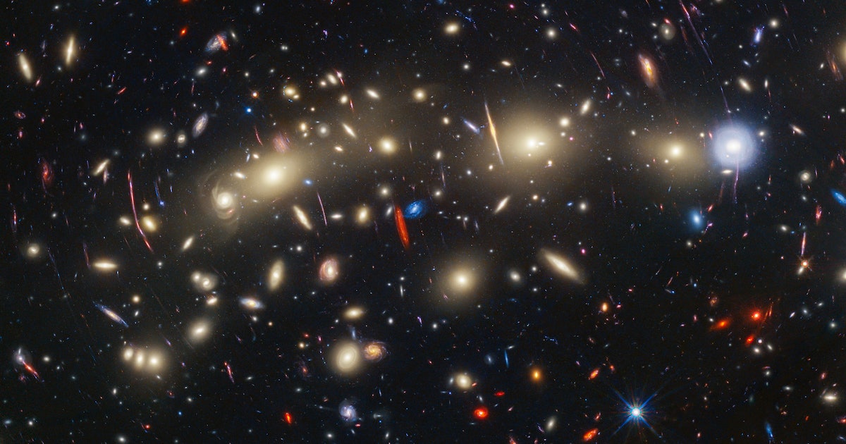 The Webb Telescope Captured A Galaxy Cluster That Lights Up Like A Christmas Tree