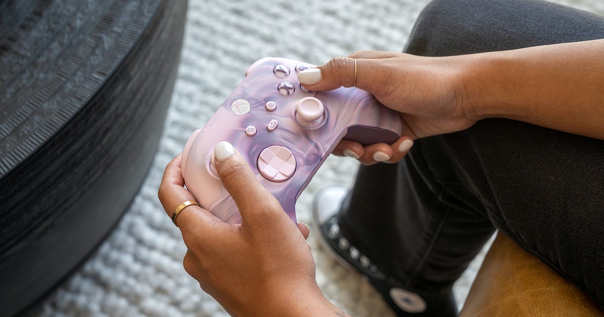 I Can’t Stop Myself From Wanting Microsoft’s New Swirly Dream Vapor Xbox Controller