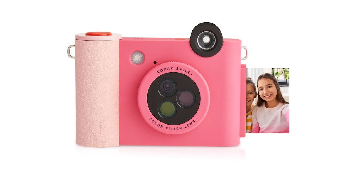 Kodak’s Smile+ Instant Camera Has a Rotatable Lens That Adds a Quick Pop of Color