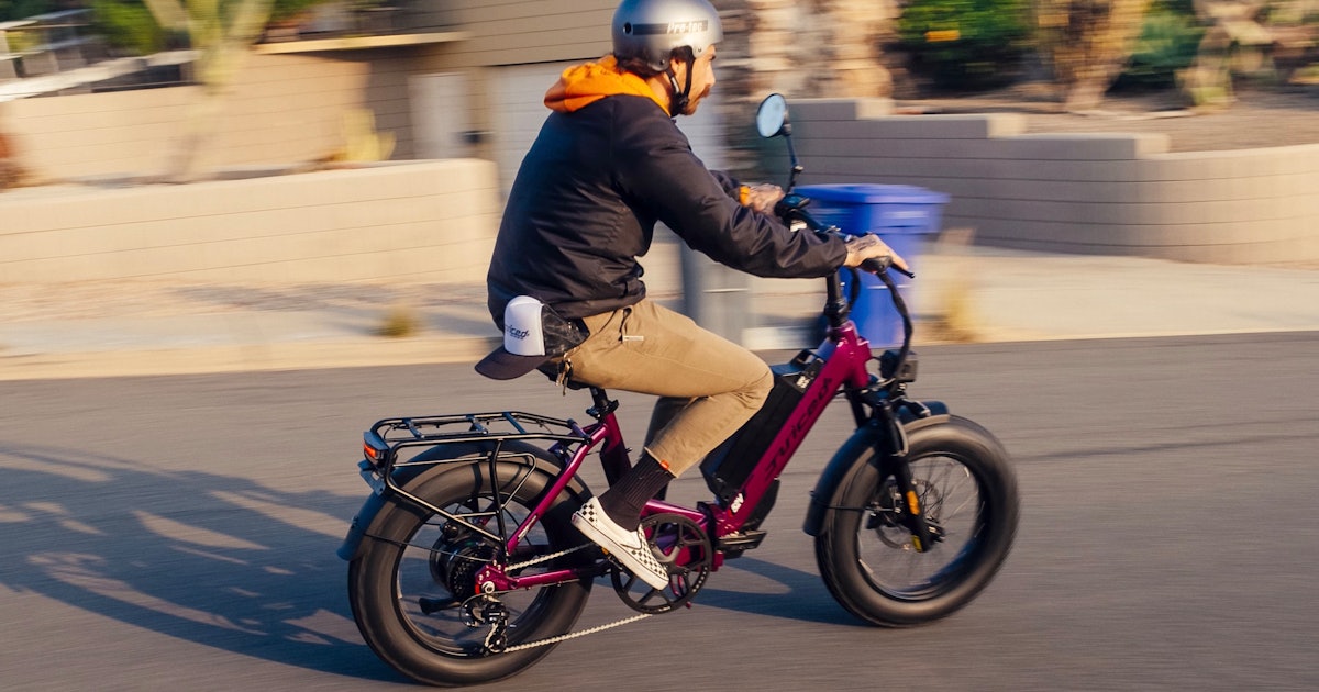 This Folding E-Bike Has a Game-Changing Top Speed and Range
